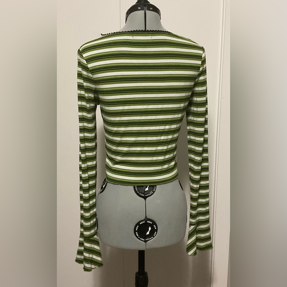 Current Mood Green and White Striped Crop Top Size s - Picture 2 of 4
